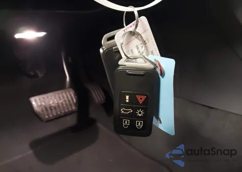 2014 Volvo Xc60 3.2 from USA, damaged, VIN YV4940DZ2E2515191